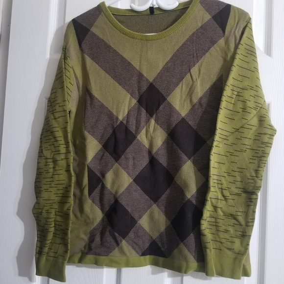 Comfy olive green light sweater top - Picture 2 of 3
